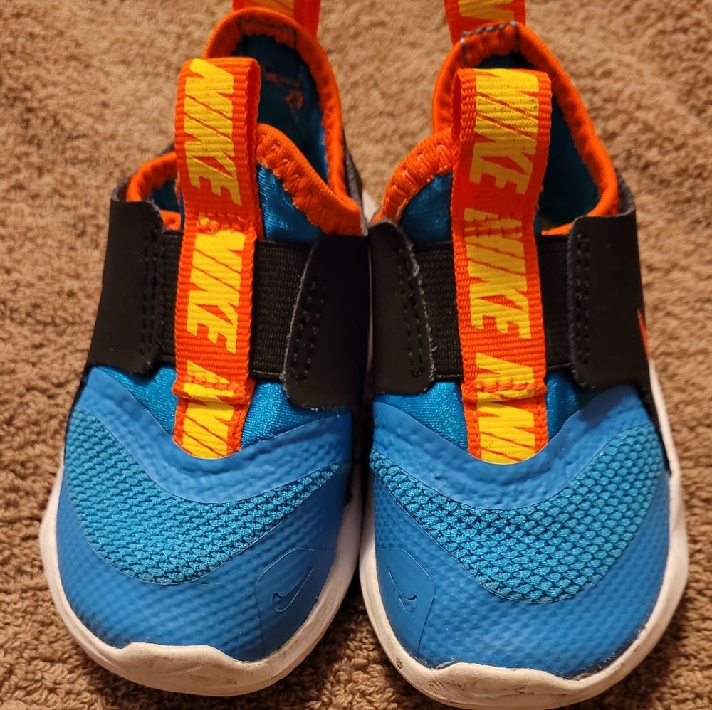 Nike shoes